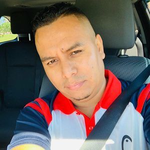 Meet your Posher, Leonel